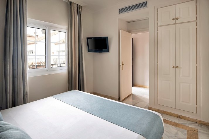 La Cala Resort - Wohnbeispiel Familienzimmer Golfplatzblick (Zimmercodierung FB1)