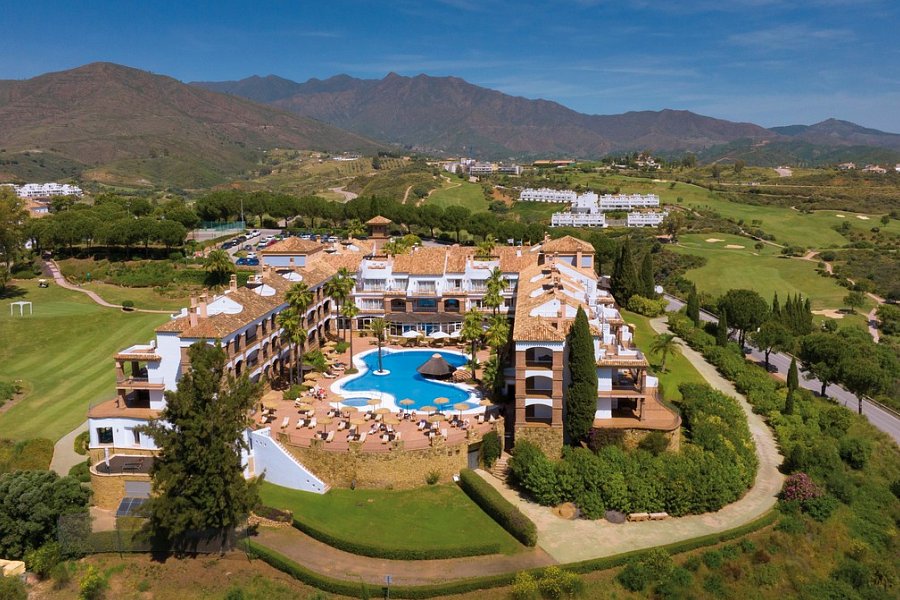 La Cala Resort