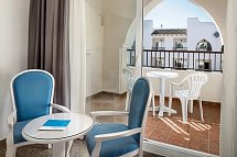 Hotel Mac Puerto Marina - Wohnbeispiel Doppelzimmer Innenhof Andalusien (Zimmercodierung DB2)