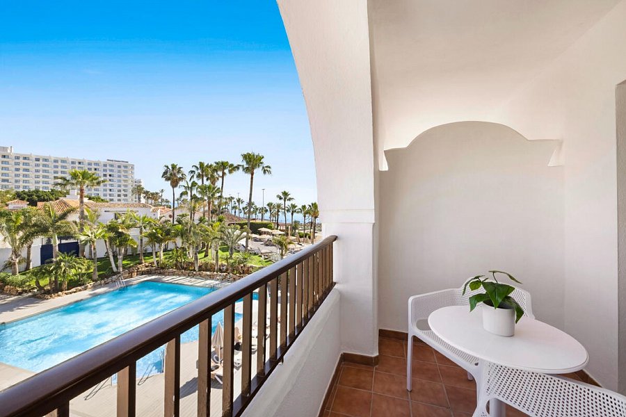 Hotel Mac Puerto Marina - Balkonbsp. Doppelzimmer Premium Meerseite (Zimmercodierung DMC)