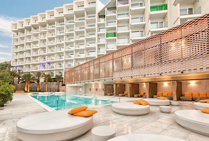 Higuerón Hotel Málaga, Curio Collection by Hilton