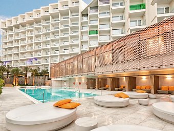 Higuerón Hotel Málaga, Curio Collection by Hilton