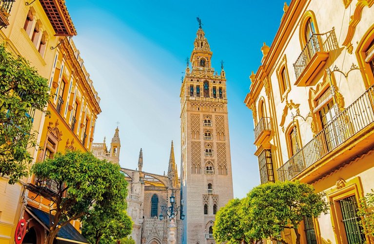 Mit dem Zug durch Andalusien - Eine Reise durch Spaniens Süden