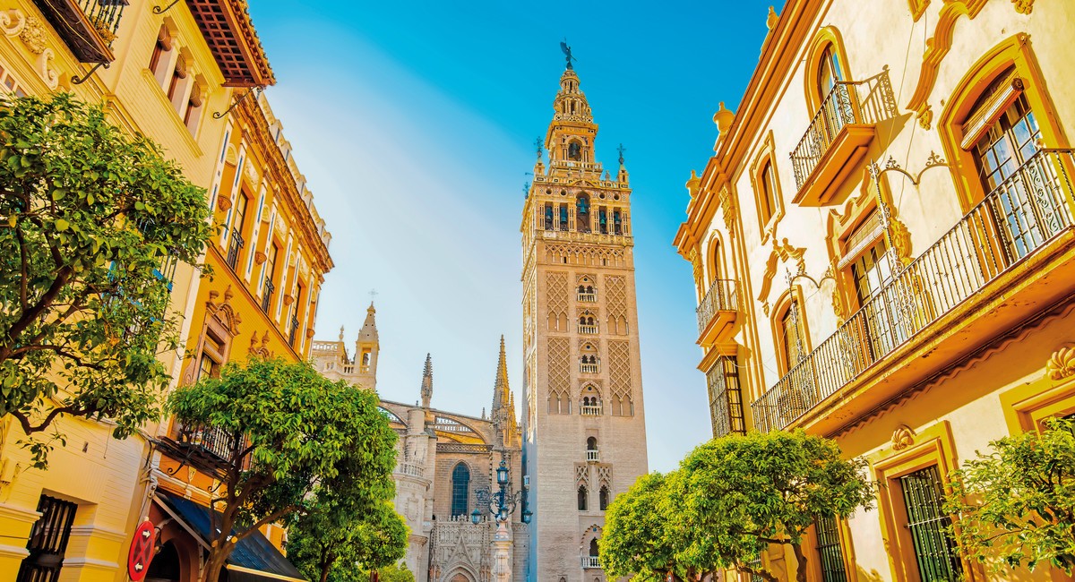 Mit dem Zug durch Andalusien - Eine Reise durch Spaniens Süden