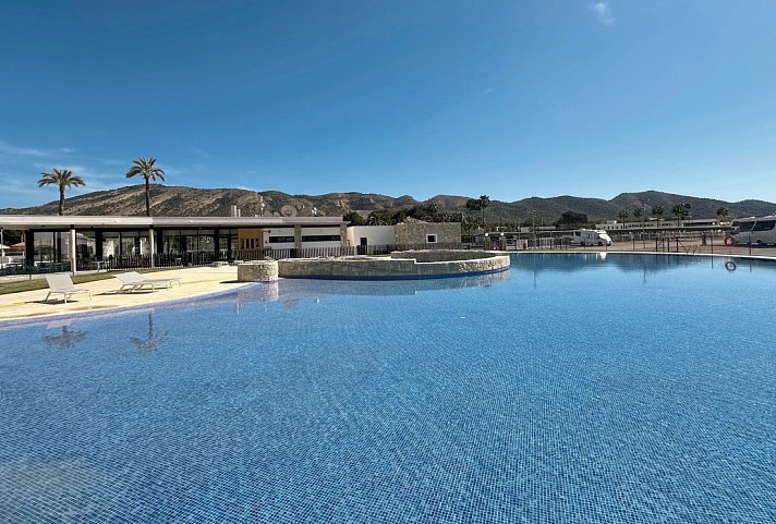 Camping La Media Legua