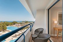 Titanic Deluxe Lara - Beispiel Balkon Doppelzimmer seitl. Meerblick (Zimmercodierungen DBN & DCN)