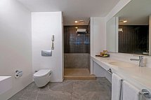 Nirvana Cosmopolitan - Beispiel Bad Familiensuite (Zimmercodierung WI1)