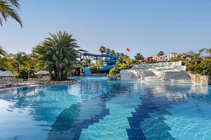 Limak Arcadia Sport Resort