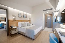 Miramare Beach - Wohnbeispiel Familienzimmer Superior mit Verbindungstür (Zimmercodierung FS1)