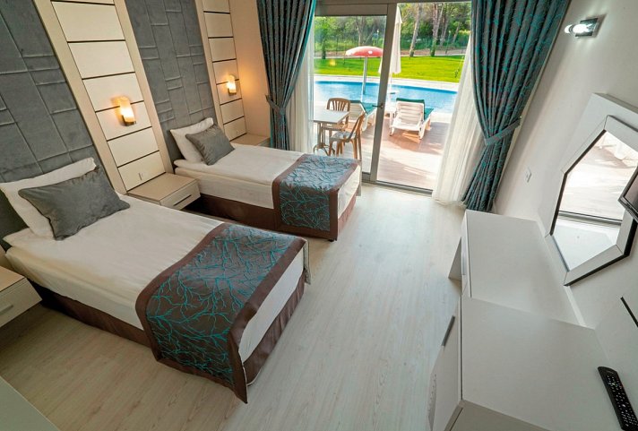 Linda Resort - Wohnbeispiel Familienzimmer Lux Garten (Zimmercodierung FB2)