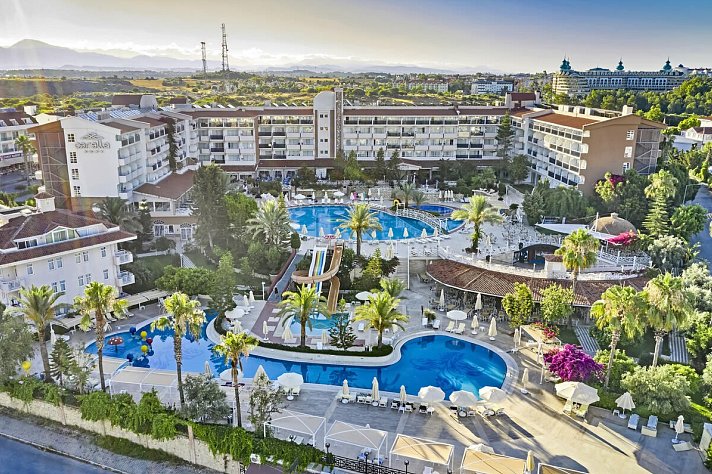 Seaden Corolla Hotel
