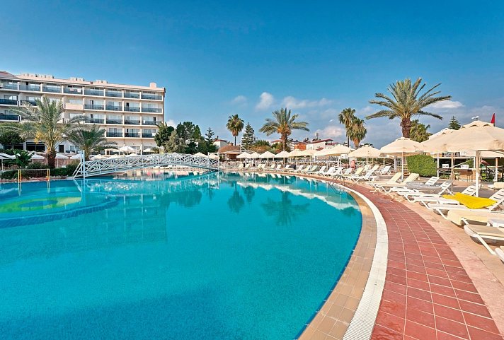 Seaden Corolla Hotel