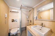 Calimera Hane Garden - Beispiel Bad Maisonette (Zimmercodierung MB1)