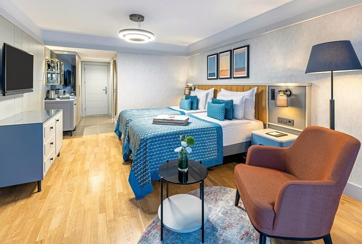 Arum Barut Collection - Wohnbeispiel Doppelzimmer Superior Landblick (Zimmercodierungen DSL & DCL)