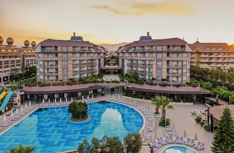 Seamelia Beach Resort & Spa