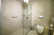 Orange Palace - Beispiel Bad Doppelzimmer (Zimmercodierungen DB1 & DC1)