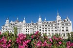 Side Royal Palace