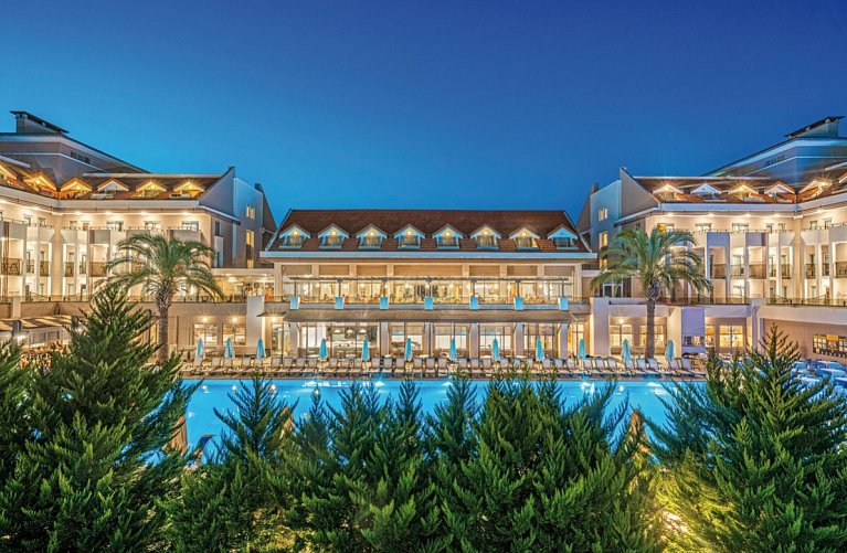 Side Story Resort & Spa Hotel