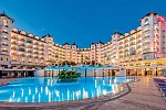 Serenis Hotel