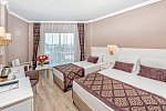 Serenis Hotel