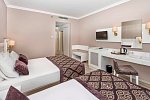 Serenis Hotel