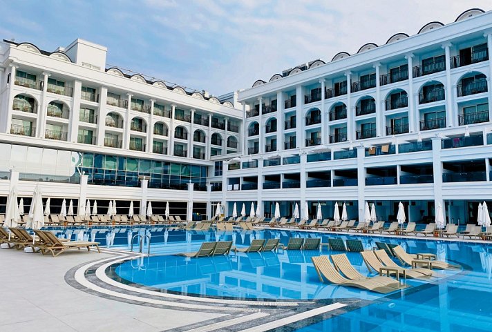 Sunthalia Hotels & Resorts