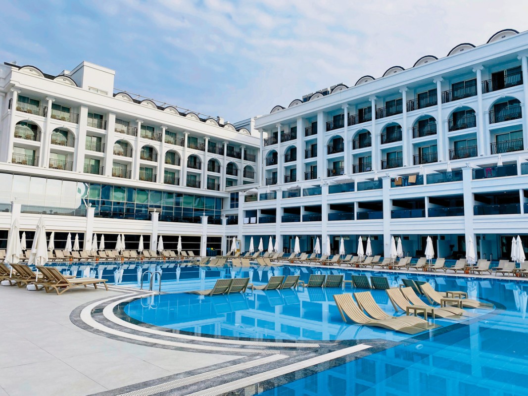 Sunthalia Hotels & Resorts