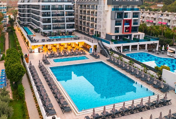Nova Life Hotel