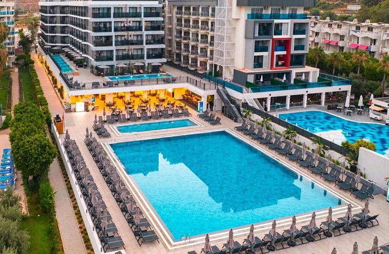 Nova Life Hotel