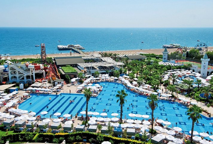 Delphin Imperial