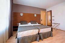 Hotel Via Augusta - Wohnbeispiel Doppelzimmer Standard (Zimmercodierung DG1)