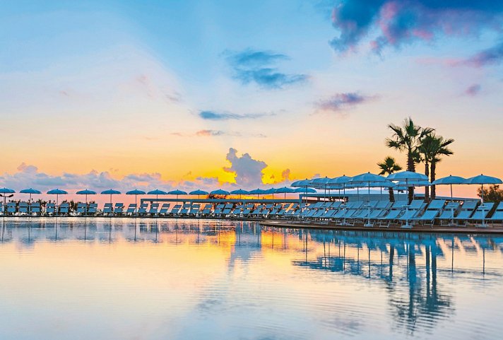 Torre Cintola Greenblue Sea Emotions