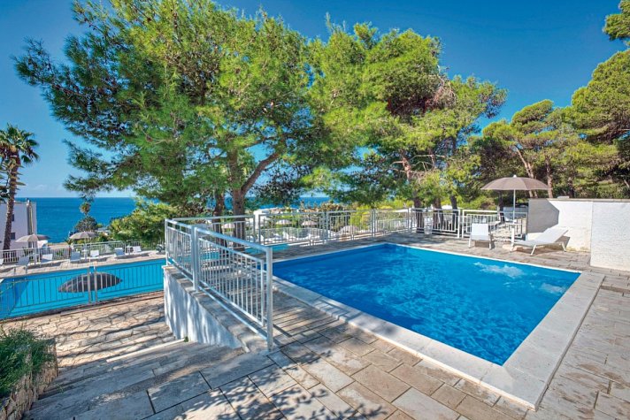 Grand Hotel Riviera