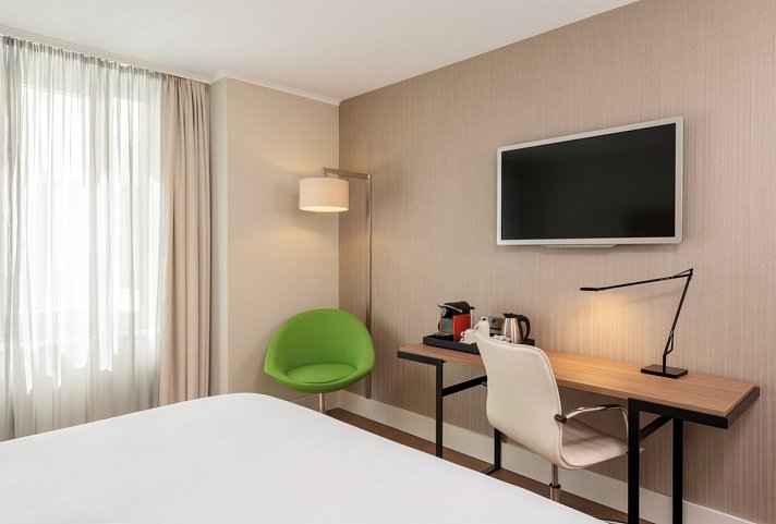 NH Collection Berlin Mitte am Checkpoint Charlie - Wohnbeispiel Doppelzimmer Superior (Zimmercodierung DS6)