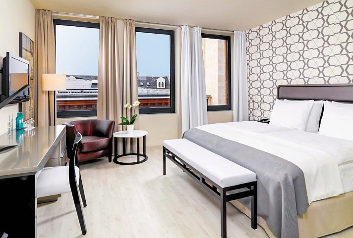 H10 Berlin Ku'damm - Wohnbeispiel Doppelzimmer Deluxe (Zimmercodierung DD1)