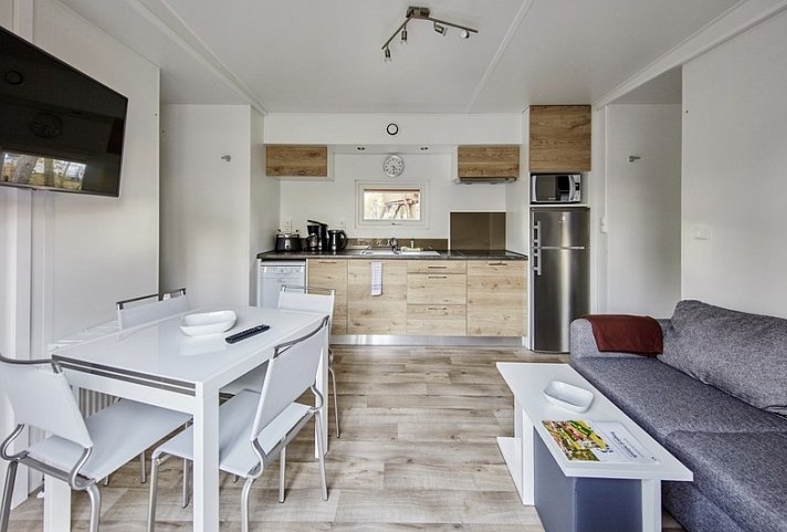 Tropical Islands Woodland Homes - Wohnbeispiel 4er Woodland Home (Zimmercodierung BB2)