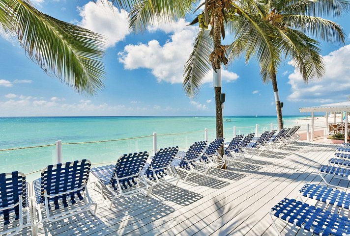 Butterfly Beach Hotel