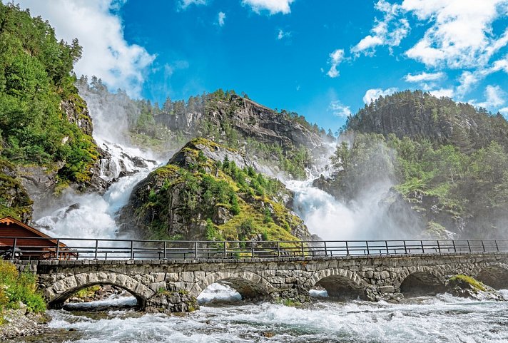 Fjordnorwegens Top Ten - Låtefossen