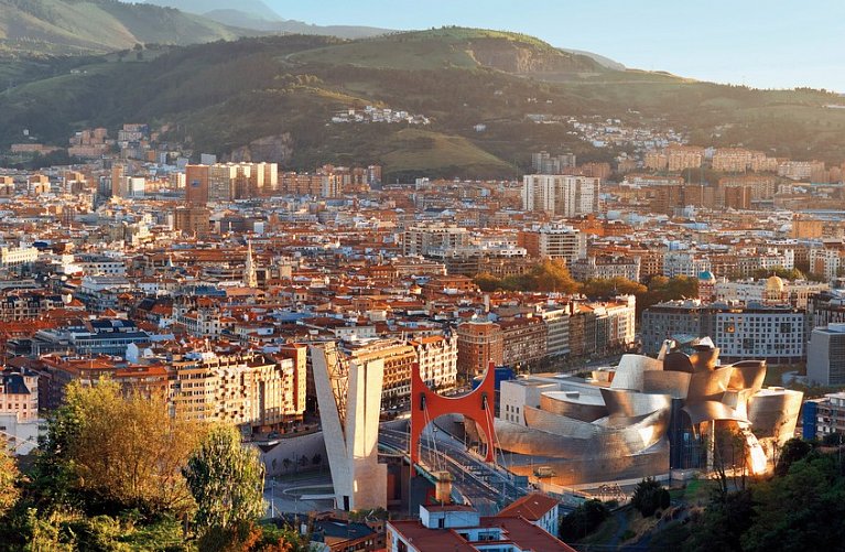 Nordspaniens Magie: Vom urbanen Bilbao zu den Weinträumen La Riojas