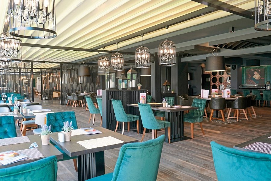 DIT Evrika Beach Club Hotel
