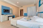 DIT Evrika Beach Club Hotel
