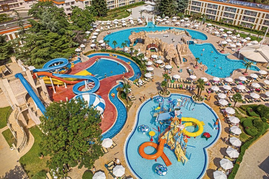 DIT Evrika Beach Club Hotel