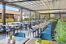 DIT Evrika Beach Club Hotel