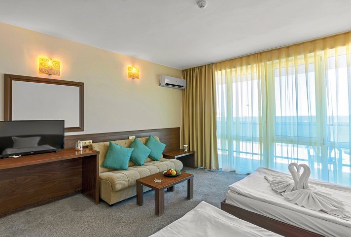 Glarus Beach - Wohnbeispiel Doppelzimmer Meerblick (Zimmercodierung DBM)