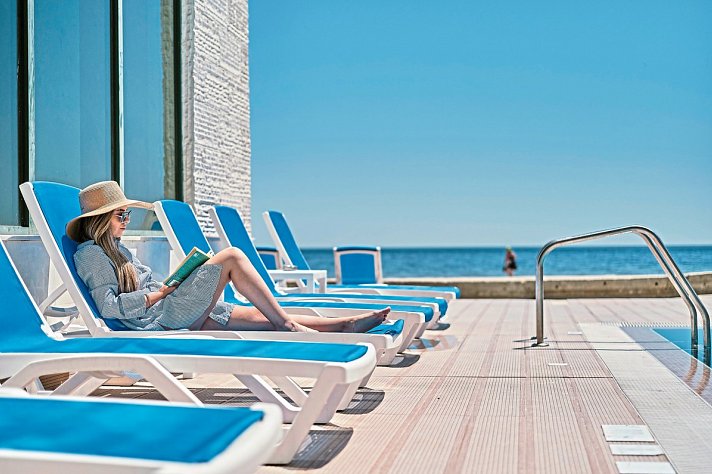 Bilyana Beach Hotel