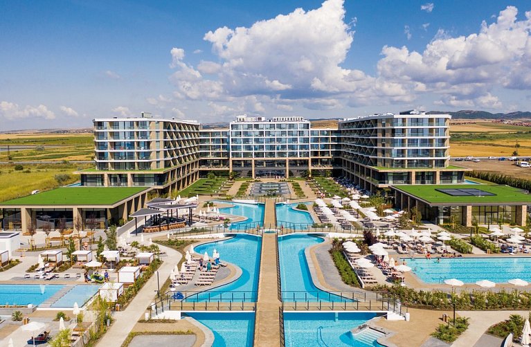 Wave Resort