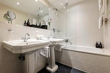 Parkhotel Bremen - Beispiel Bad Doppelzimmer Superior (Zimmercodierung DS6)
