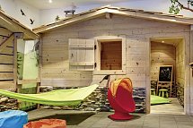 HUUS Gstaad Hotel
