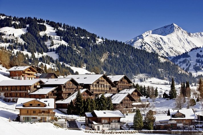 HUUS Gstaad Hotel