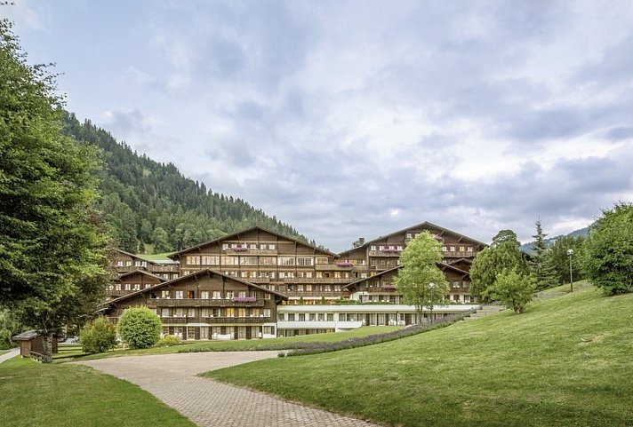 HUUS Gstaad Hotel